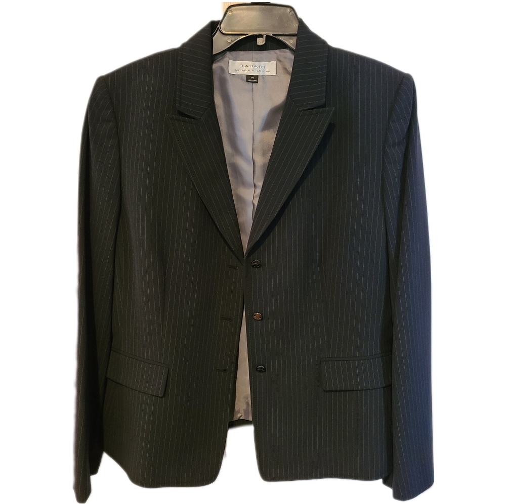 NWT - Tahari Pin-Stripe Navy Blue Suit - Size 14
